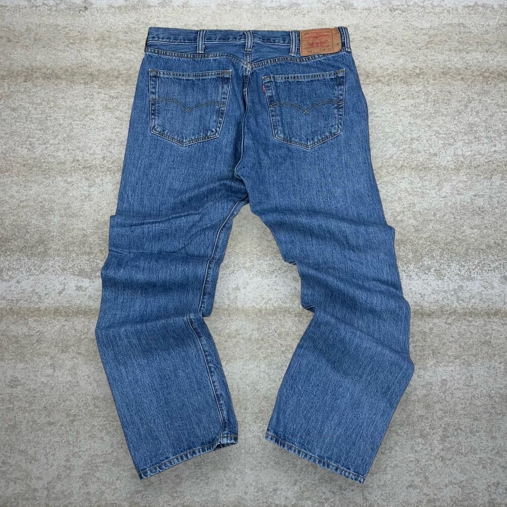 Vintage Y2K Levis Jeans 501 38x32 Regular Straight Fit Medium Wash Denim Button